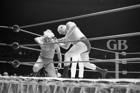 Ray Stevens feeds Patt Patterson a few knuckles for his troubles